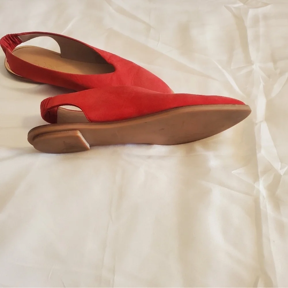 COS beautiful red